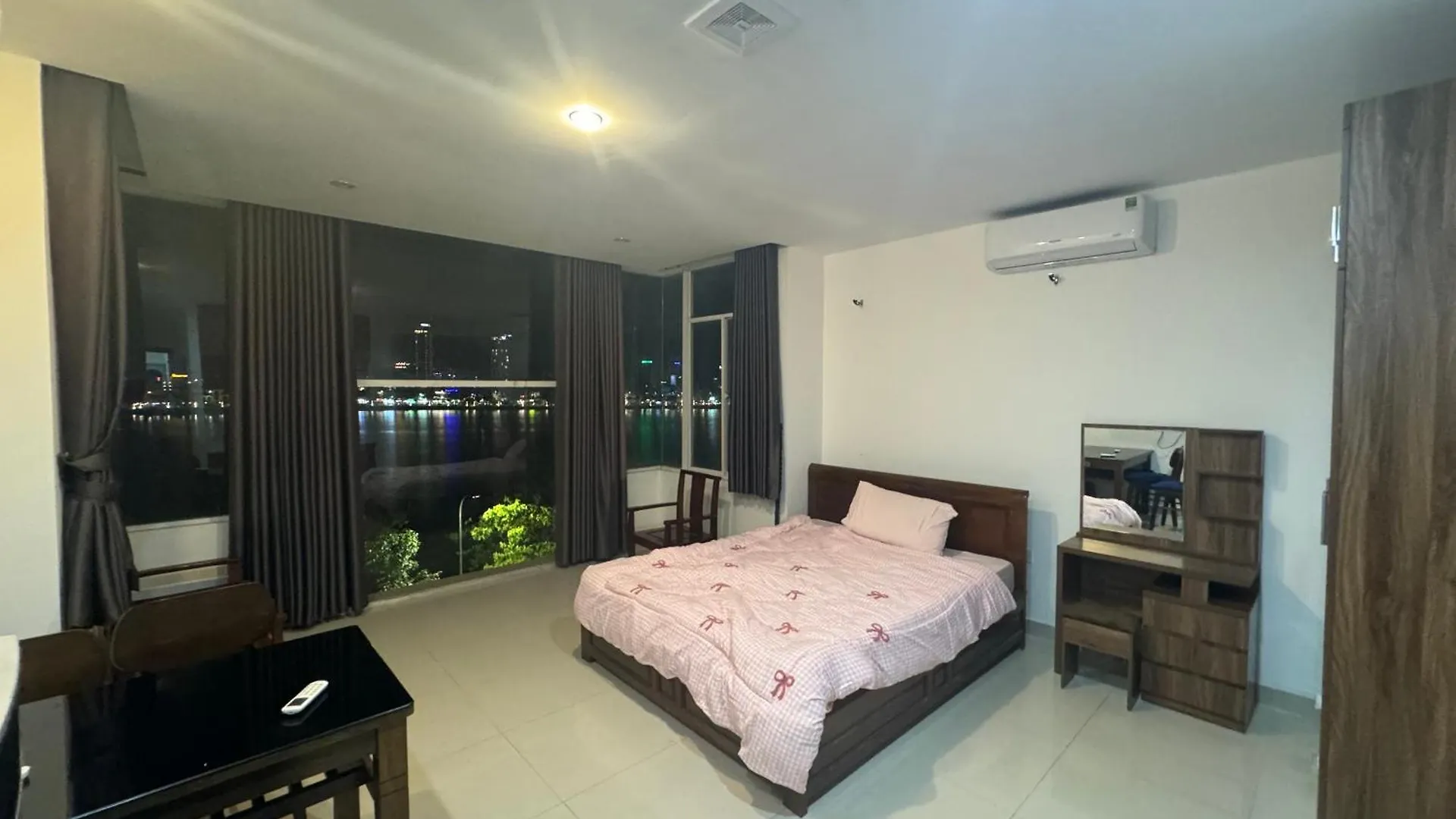 Is Lam Hotel & Apartment Da Nang 2*,  Vietnam